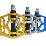 New style bicycle pedal with Three sealed bearings-