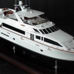 Hatteras Motor Yacht Bravina-
