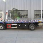 Famous Dongfeng 5 tons wrecker truck with xcmg crane