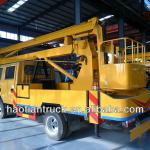 Famous Dongfeng 5 tons wrecker truck with xcmg crane