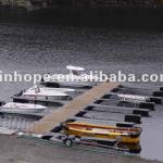 Floating marina with mooring fingers