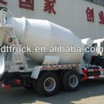 Nissan UD 6*4 concrete mixer truck truck-mounted mixer Mixer Truck agitating lorry transit mixer cement mixer