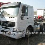 SINOTRUK HOWO 4*2 Tractor Truck (371hp, white color, HW79 Cabin) for Zimbabwa market-