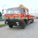 6x4 Dongfeng 8 tons telescopic boom truck mounted crane