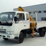 Low oil consumption Dongfeng Vehicle-mounted Crane/cargo truck with crane/For Ghana